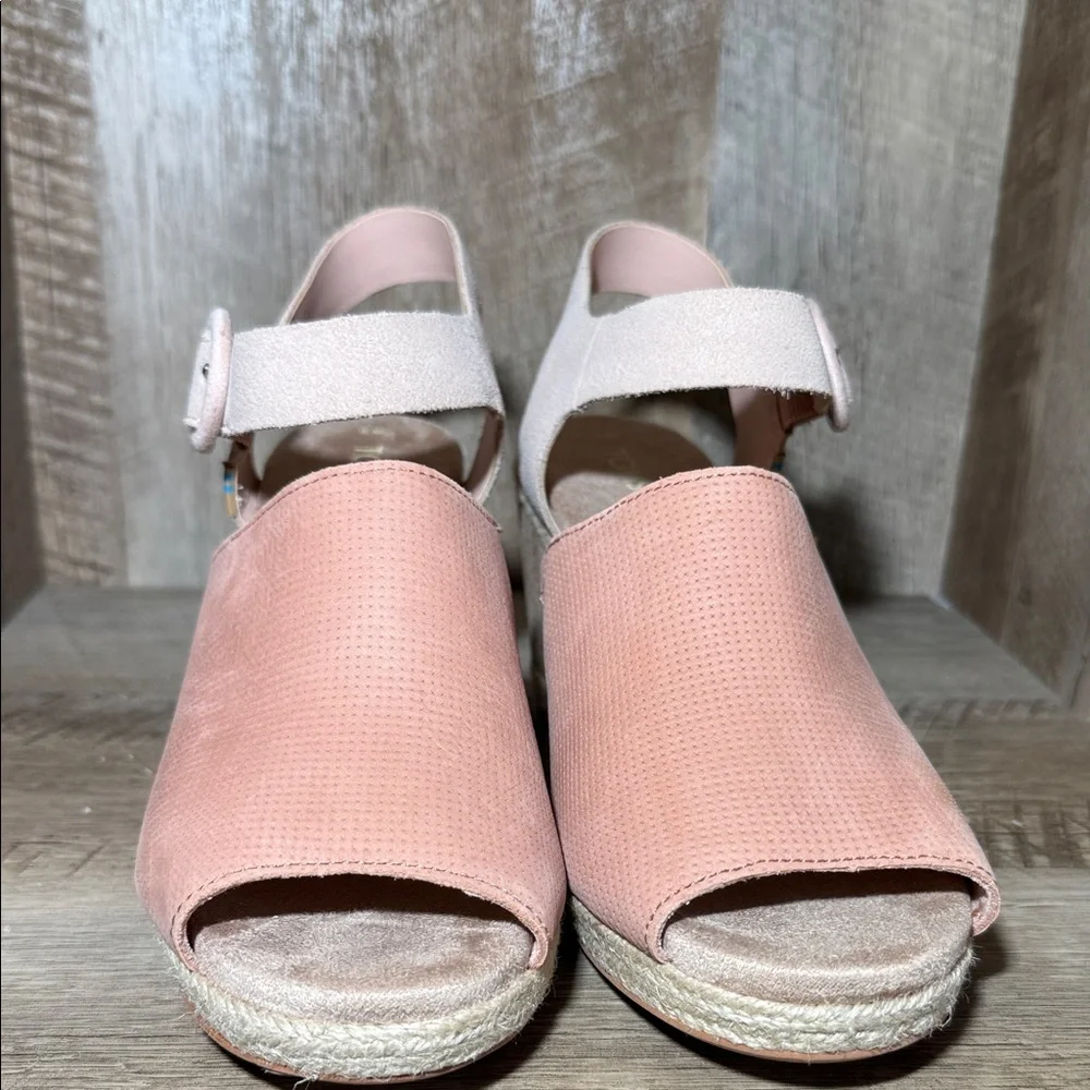 TOMS Wedge Sandals - Picture 5 of 12